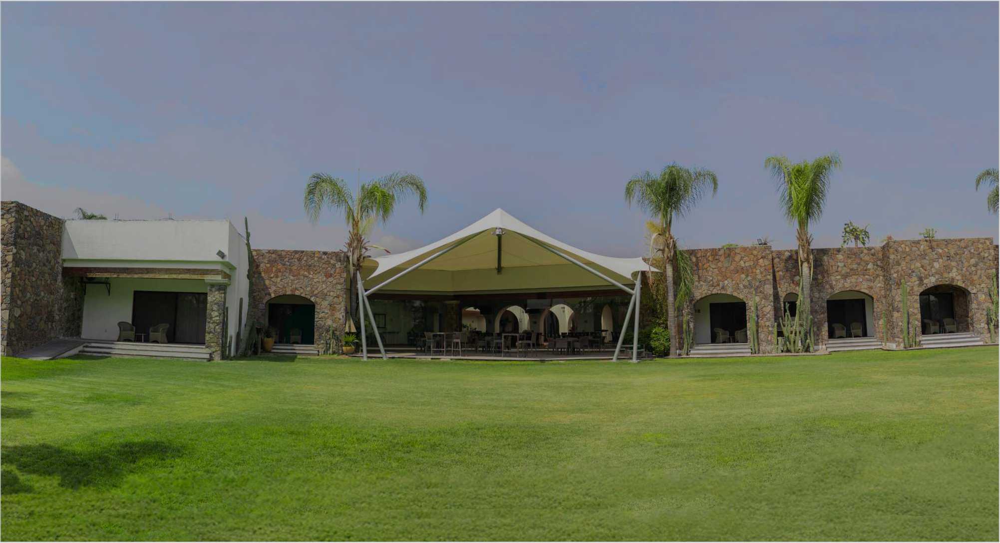 Jardín y salón para eventos · Hotel Villa Mexicana Querétaro